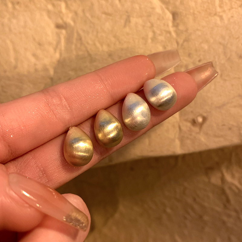 Gold Frosted Brushed Bean Earrings for Women 2025 New Popular Water Drop Earrings Autumn and Winter High-End Accessible Luxury Ear Jewelry