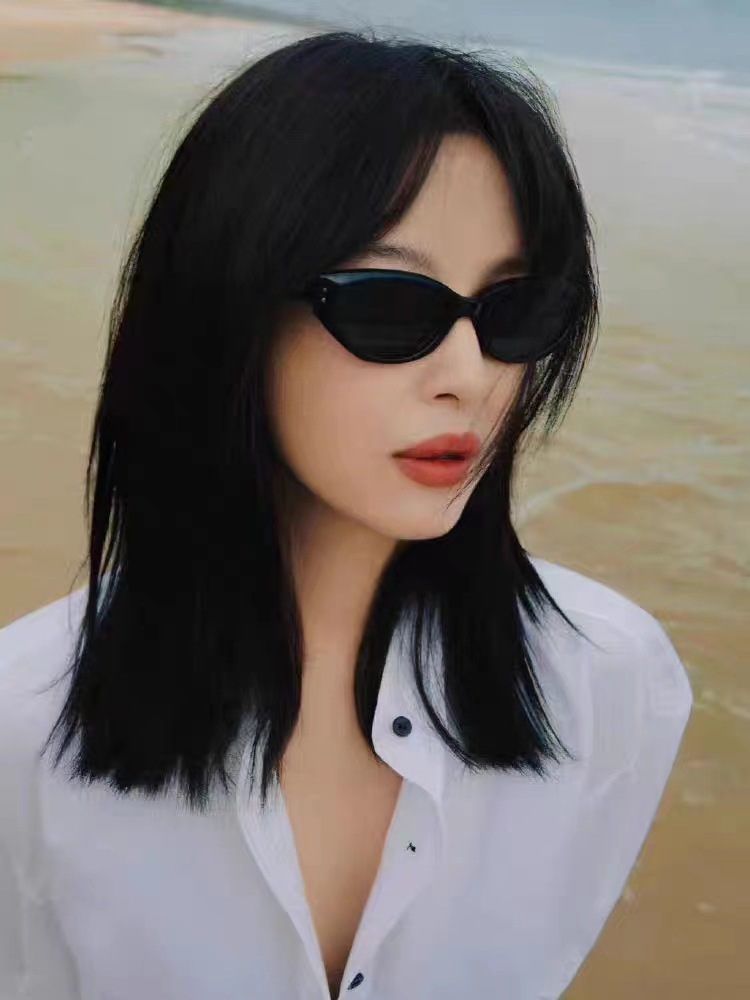 Retro Oval Sunglasses