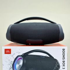 華強北頂配版超巨大戦神3音響bluetooth無線スピーカーは超重サブスピーカーを持って屋外で携帯します。