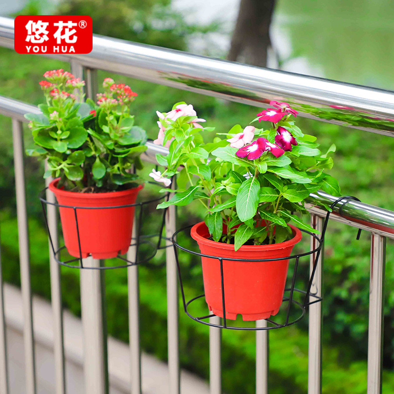 厂家直销壁挂铁艺花架 阳台挂式花架 铁艺栏杆阳台圆形挂式