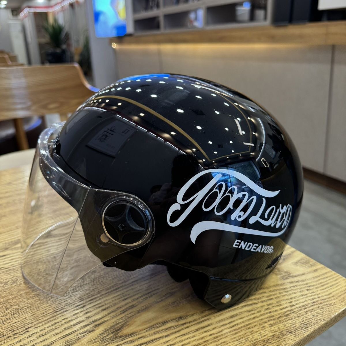 Newly certified electric vehicle safety helmet, motorcycle national standard four-season half helmet, summer sun protection universal safety helmet