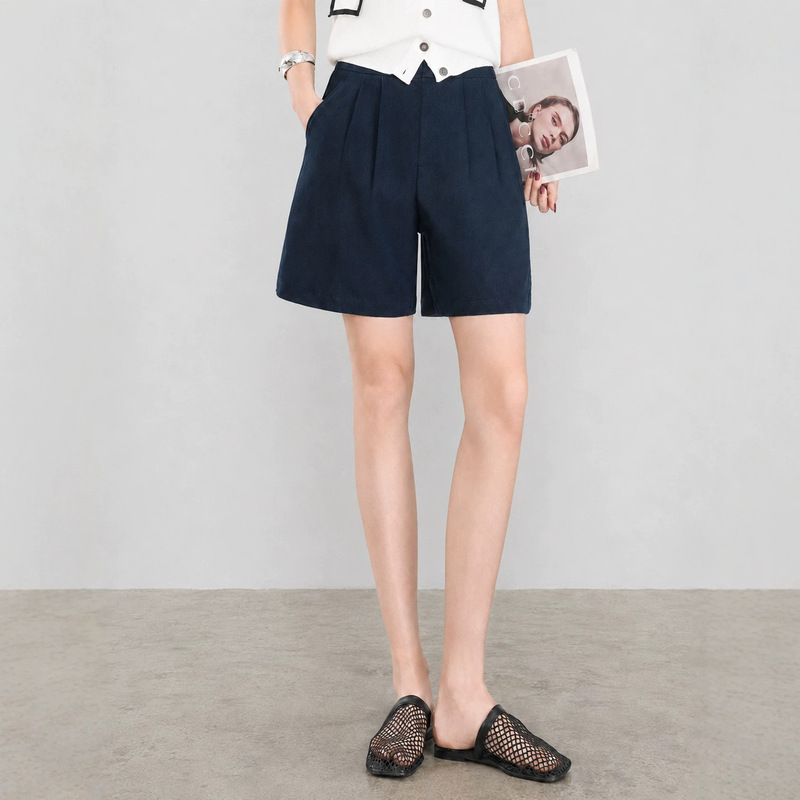 Summer pure cotton casual shorts 2026 new style, loose and versatile for commuting, A-line high-waisted shorts with a high-end feel Summer pure cotton casual shorts 2026 new style, loose and versatile for commuting, A-line high-waisted shorts with a high-end feel