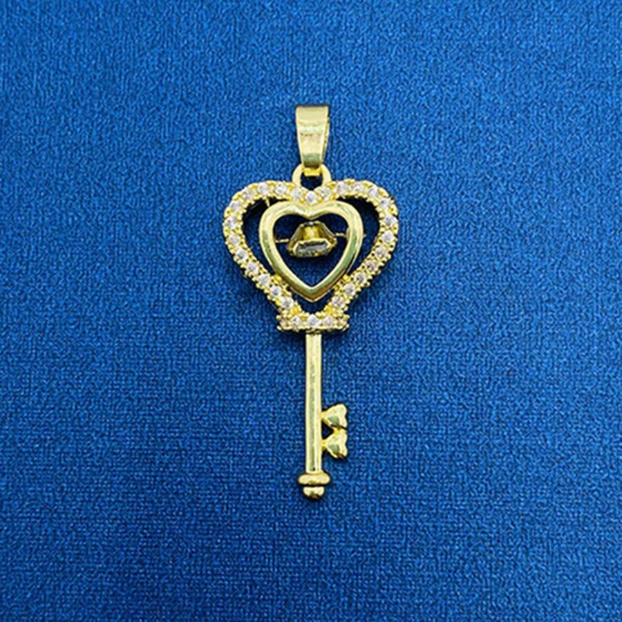 2022 nuevo trébol giratorio simple cien colgante fuente joyería fábrica al por mayor directa sin cadena