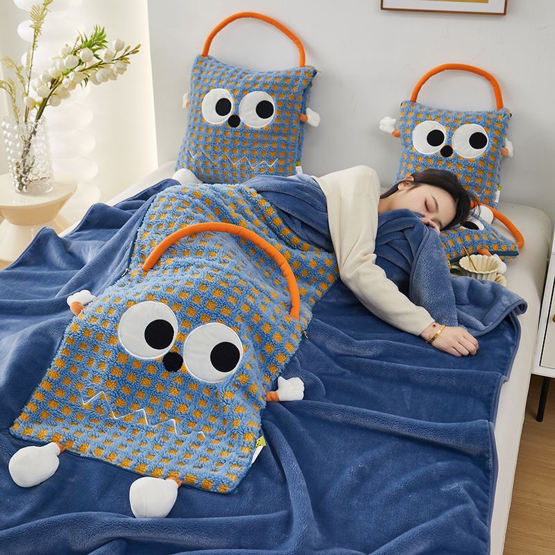 Eye-catching portable throw blanket, two-in-one car office nap pillow, foldable car cushion