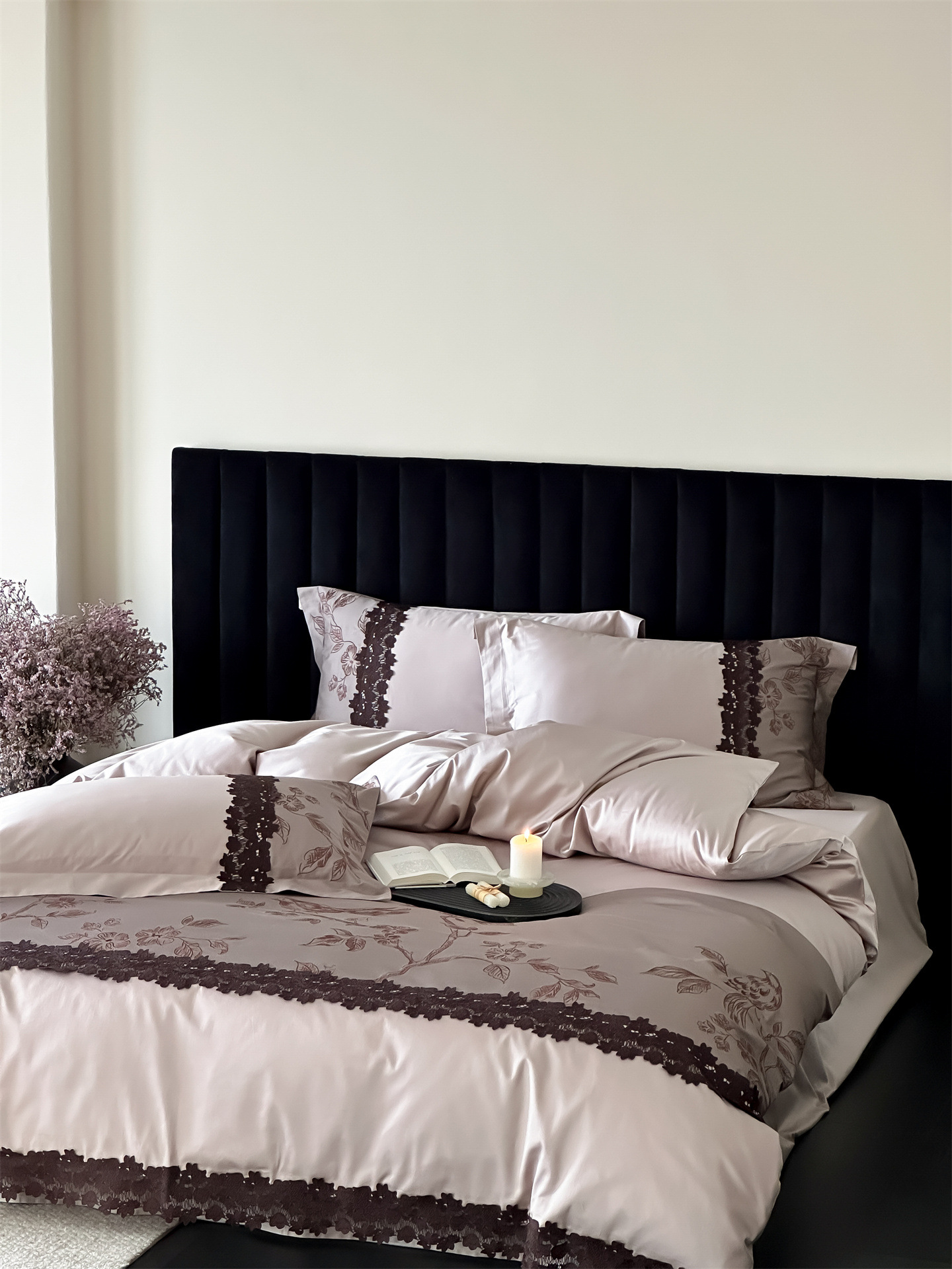 Nordic Vintage Four Piece Bedding Set Romantic Luxury Duvet Cover_voghion.com