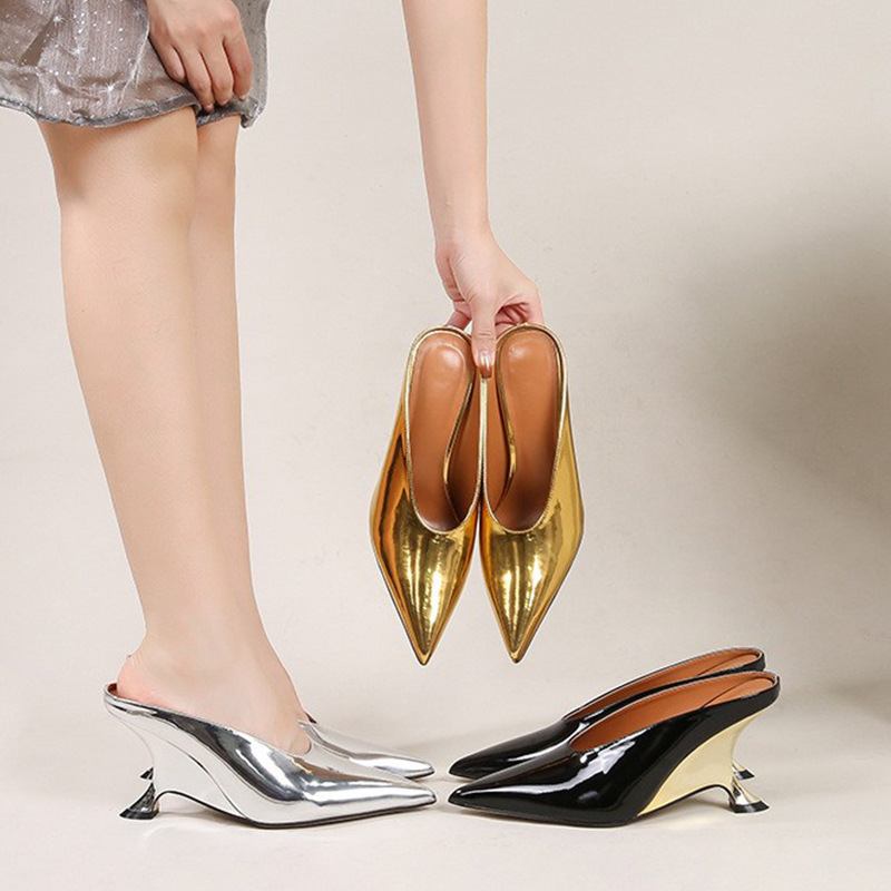 Sexy Patent Leather Shiny Face Pointed Front and Rear Empty Wedge Heels European and American Style Golden plus size High Heels for Hair