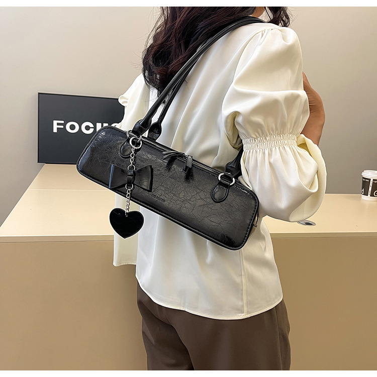 Texture and Western Style Small for Women 2024 New Versatile Single Shoulder Underarm French Niche Design Stick Bag_voghion.com