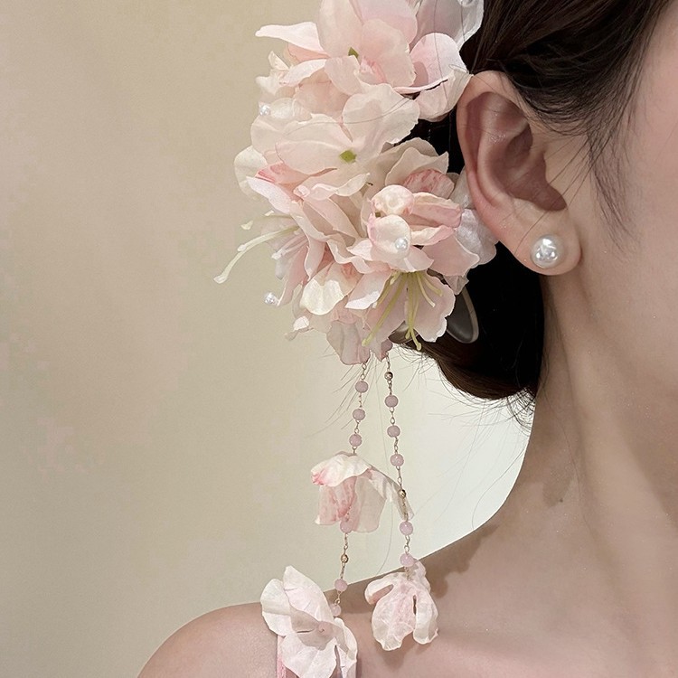 Fermaglio per capelli con fiore di begonia e nappe accessorio donna_voghion.com