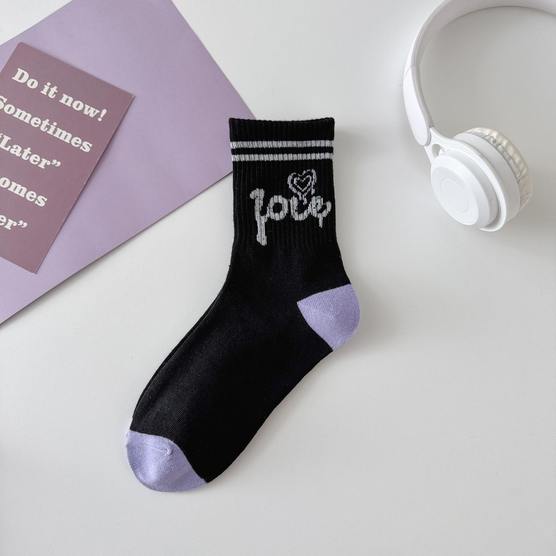 Calcetines finos hasta la pantorrilla para mujer, estilo coreano, modernos y versátiles, con diseño de corazón morado, para conjuntos de vestir, para otoño e invierno.