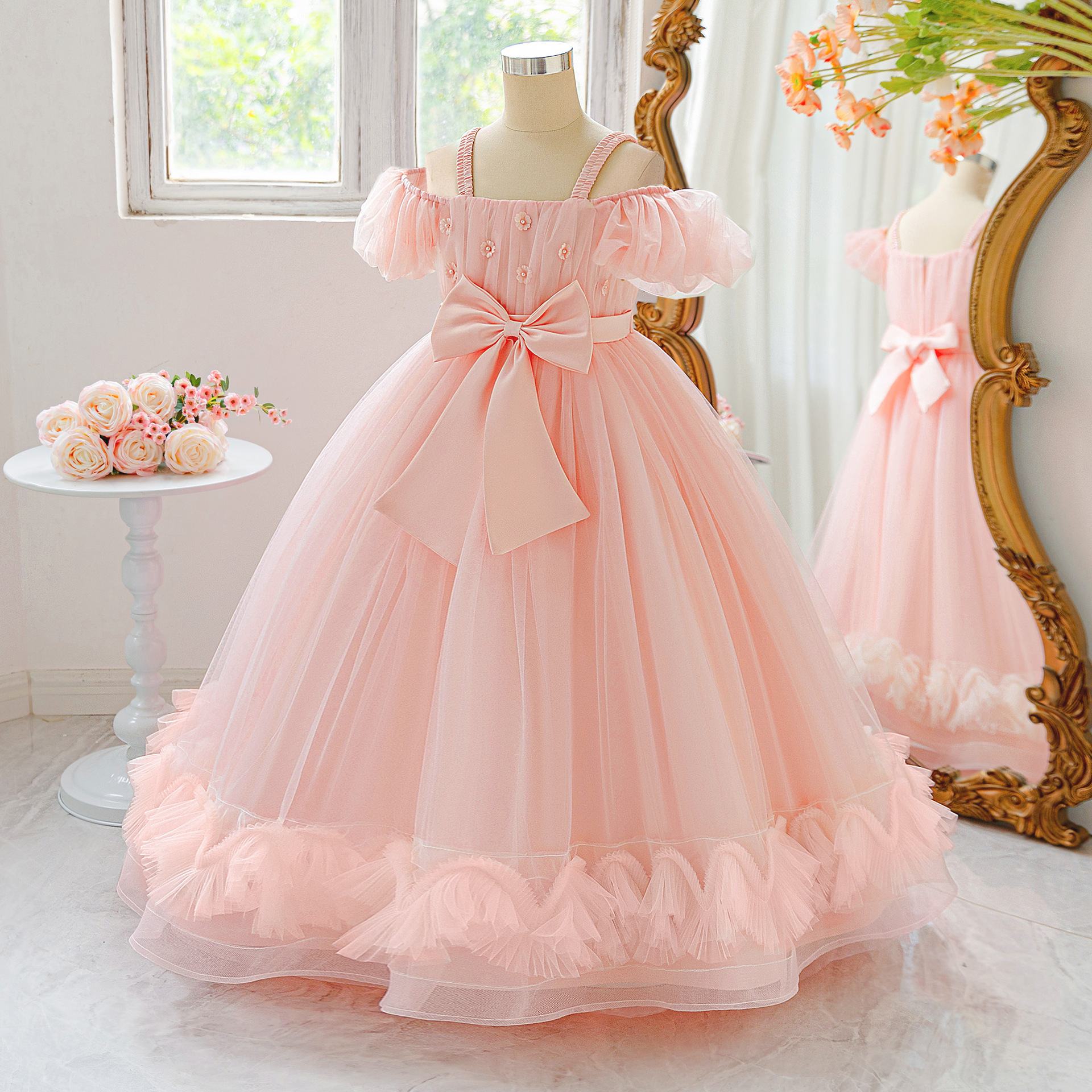 Nuevo vestido infantil vestido de princesa niñas Pequeñas flores de flores Anfitriones de piano vestido vestido de niña