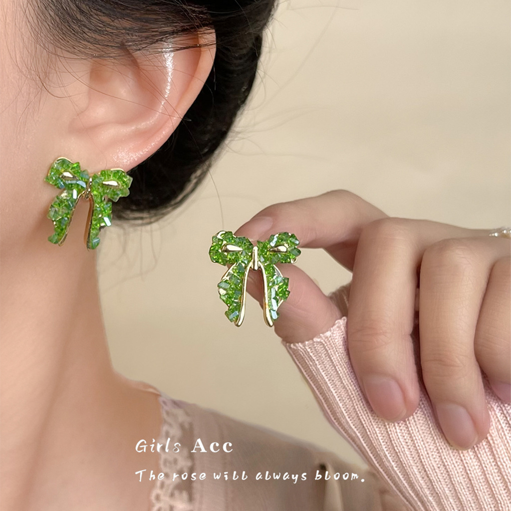 未标题-3_0004_未标题-1_0001_耳语场景新水印