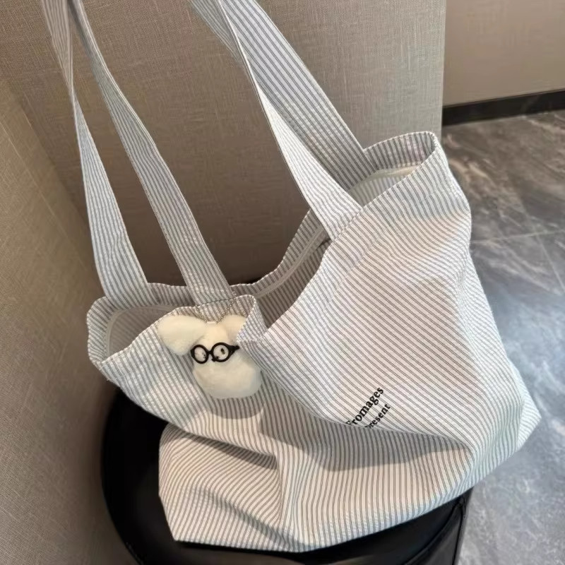 2026 New Casual Striped Lazy Simple Large-Capacity Commuter Canvas Bag Versatile Shoulder Tote Q 2026 New Casual Striped Lazy Simple Large-Capacity Commuter Canvas Bag Versatile Shoulder Tote Q