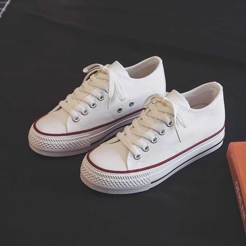 Zapatos de lona de suela gruesa zapatos de mujer primavera y otoño 2025 nuevos zapatos de skate de altura coreana ulzzang zapatos de tela versátiles