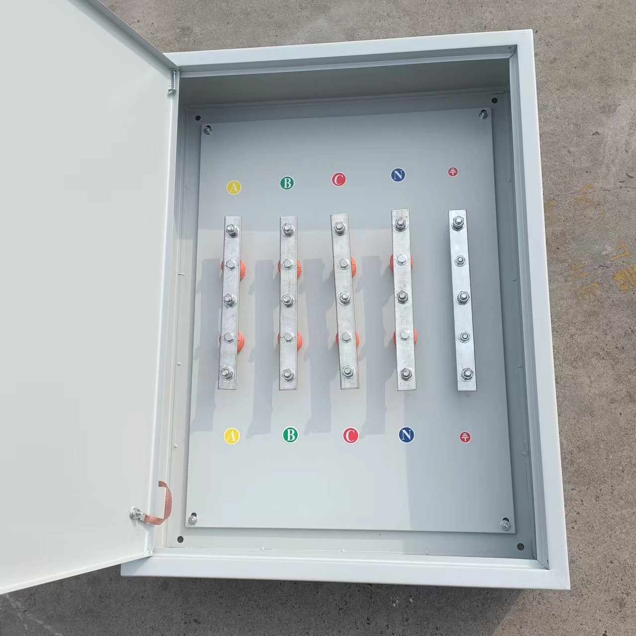 四川成都明装暗装配电箱端子配电箱冷扎铁皮动力照明配电箱配电柜