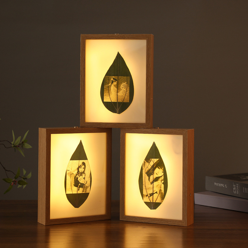 New Chinese Style Leaf Carving Photo Frame with Light Leaf Carving Photo Batch for Girlfriend Holiday Birthday Gift Rechargeable Model