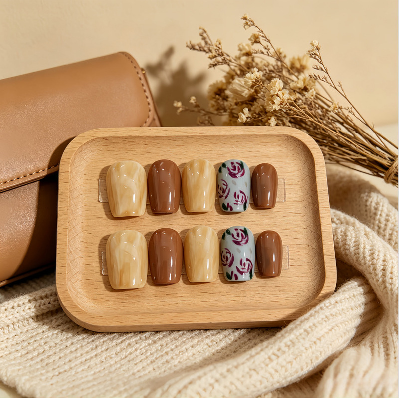 Dark-Colored Hand-Painted Vintage Rose Short-Style Wearable Nails, High-End Pure Handmade Nail Art, Detachable, Gradient, Versatile, and Flattering Dark-Colored Hand-Painted Vintage Rose Short-Style Wearable Nails, High-End Pure Handmade Nail Art, Detachable, Gradient, Versatile, and Flattering