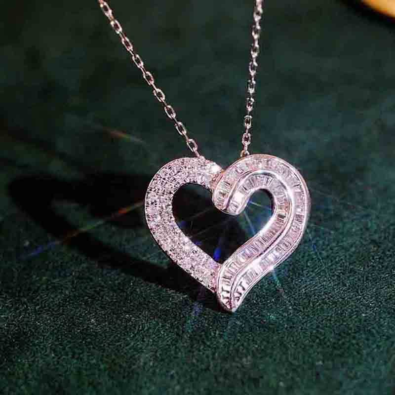 Copper Chain Material cable chain Chain Type 1 Piece Quantity Casual, Daily, Shopping Occasion Copper Material Wholesale Jewelry Modern Style Classic Style Heart Shape Copper Zircon Pendant Necklace Cable Chain
