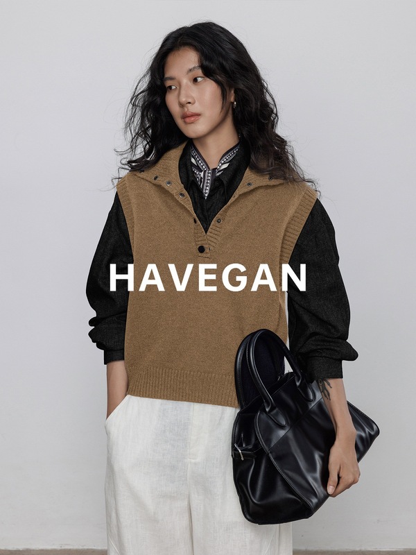 与间HAVEGAN/秋季翻领无袖针织马甲女软糯外穿毛衣背心慵懒上衣|undefined