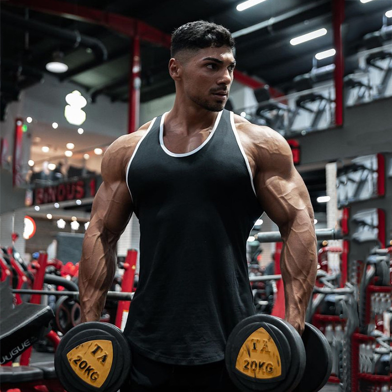 Comercio exterior Tablero ligero hombres de excavación profunda culturismo Chaleco de fitness de verano de los hombres color sólido entrenamiento integral Camiseta deportiva de fondo Algodón