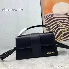 French jacquemus Niche Design Single Shoulder Crossbody Portable Flip High-grade Texture Small Bag Baguette Bag for Women