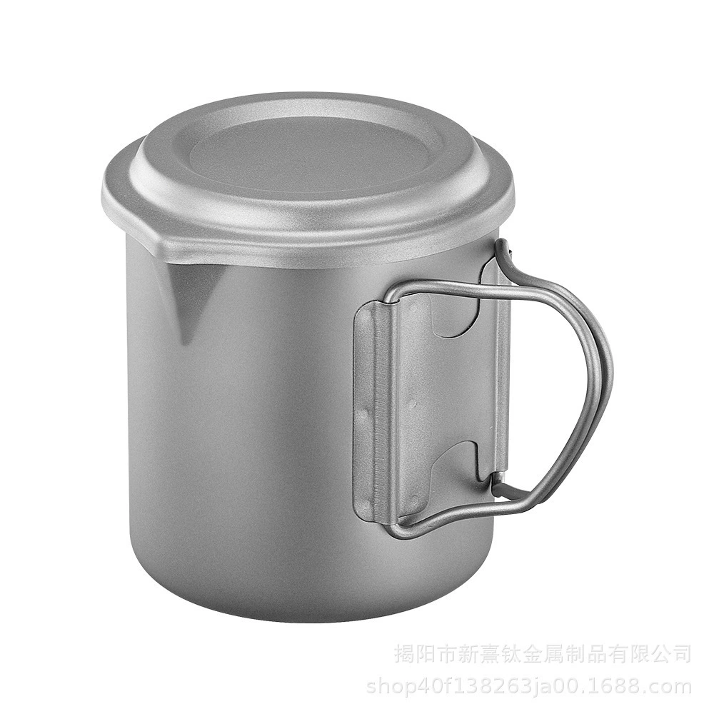 Handheld teapot for camping