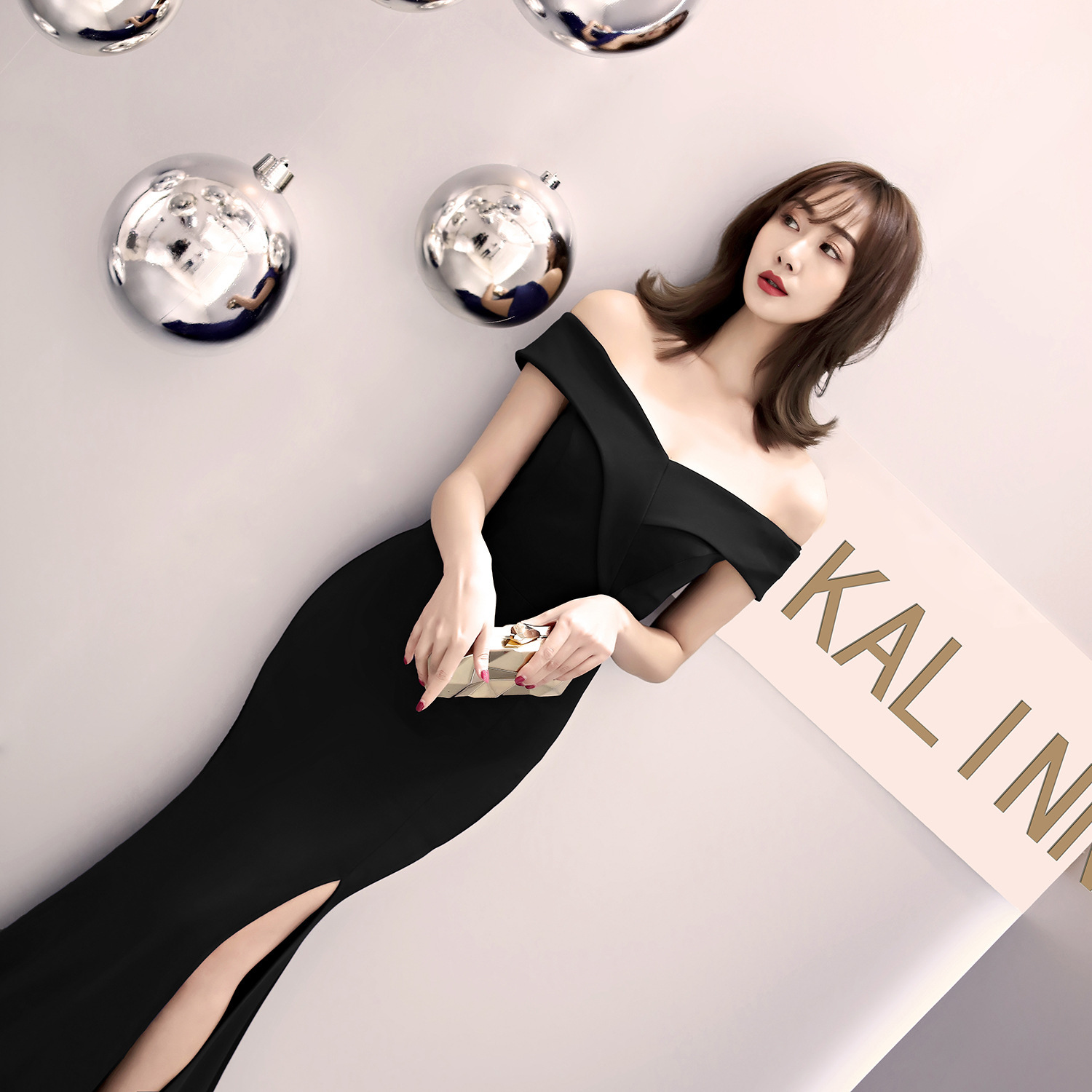 103A4608-Black.jpg