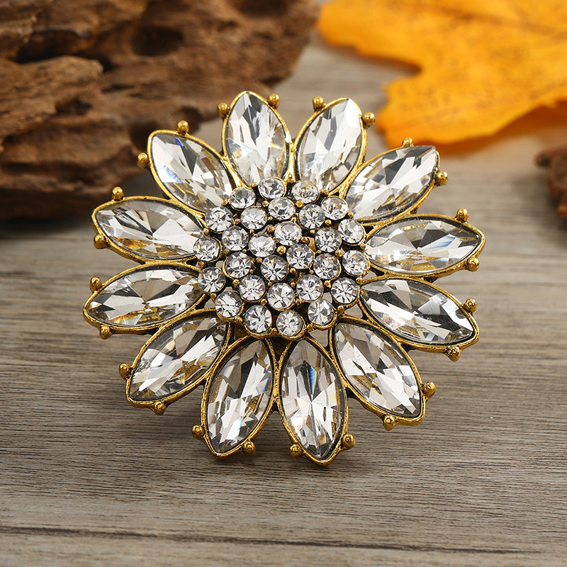 Bohemian Indian fashion retro ethnic diamond sunflower alloy ring