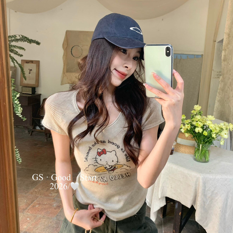 Gs.Good Start Hot Girl Pure Desire Style Printed Slim Fit Round Neck Short-Sleeved 2026 Summer Knitwear Gs.Good Start Hot Girl Pure Desire Style Printed Slim Fit Round Neck Short-Sleeved 2026 Summer Knitwear