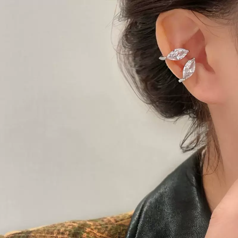 爆闪锆石水滴无耳洞耳夹女 轻奢高级感耳骨钉耳环 小众设计耳蜗夹