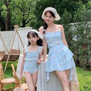 Korean Version 2025 New Parent-Child Swimsuit Mother-Daughter Stylish Conservative One-Piece Dress Slimming Girl Children's Water Park