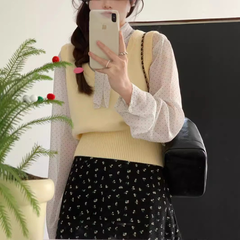 Homemade Korean Sweet Layered Knitted Vest for Women 2024 New College Style Outer Sweater Homemade Korean Sweet Layered Knitted Vest for Women 2024 New College Style Outer Sweater