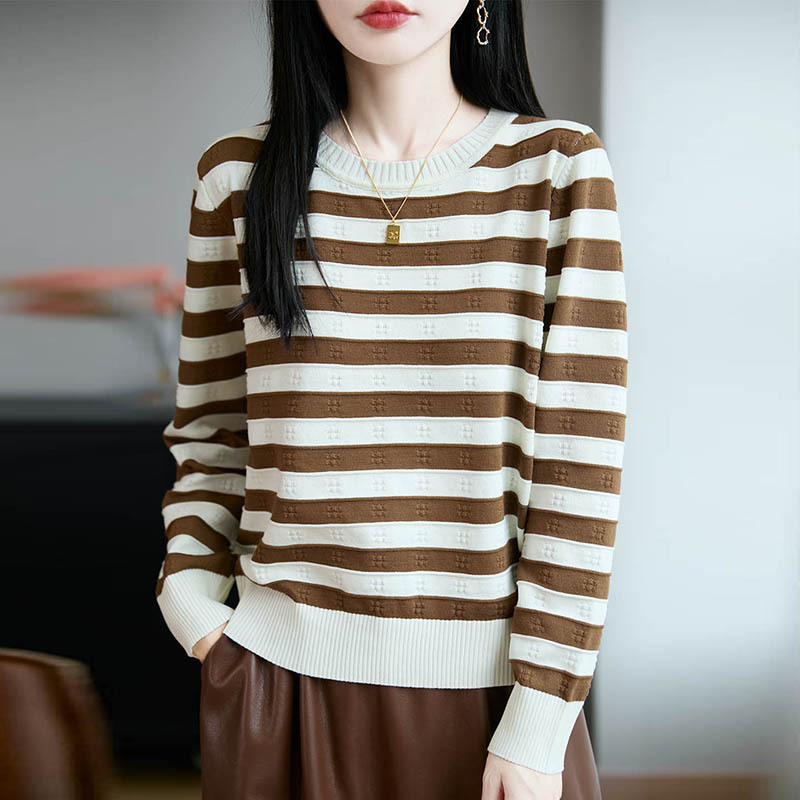 Autumn and Winter New Fine-Spun Silk Cotton Knit Sweater for Women, Color-Blocked Round Neck, Striped Long-Sleeve Pullover Versatile Base Layer Top for Women