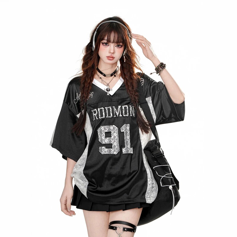 American retro lace patchwork V-neck jersey T-shirt for women, sweet and cool, loose fit, number 91 printed short-sleeve top American retro lace patchwork V-neck jersey T-shirt for women, sweet and cool, loose fit, number 91 printed short-sleeve top