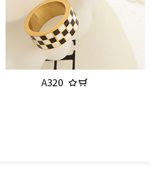 Fashion Creative Peach Heart Checkerboard Titanium Steel 18k Real Gold Plated Ring display picture 24