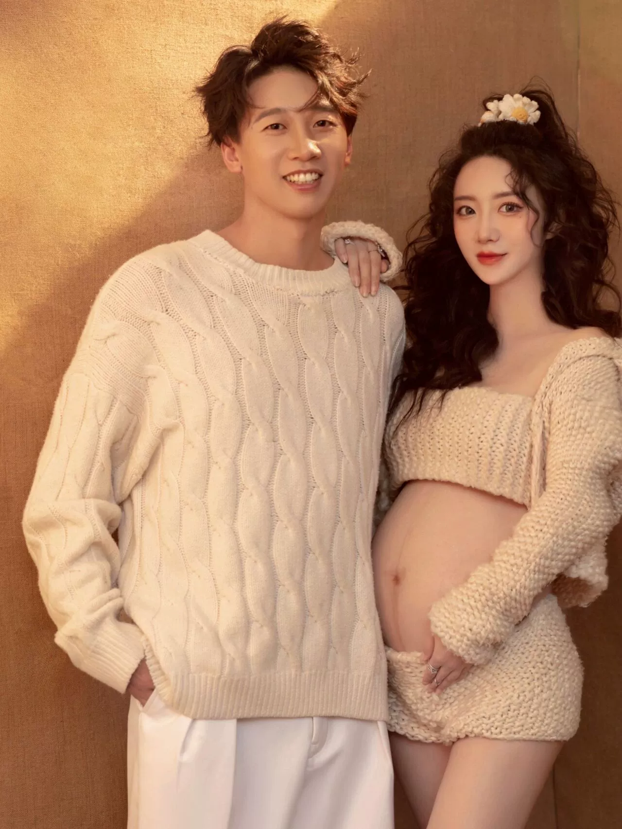 Милая кофта для беременной для фотосессий для любимой