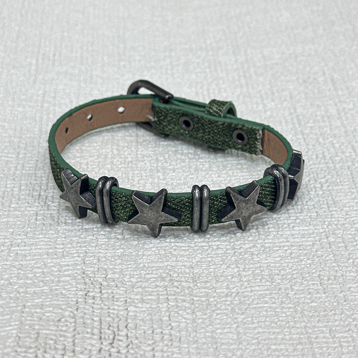 Pulsera de cuero de la estrella de cuero suave retro europeo y americano pulsera ajustable remache cultura asiática hombres y mujeres pareja pulsera de aleación image 10