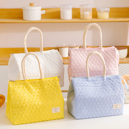 Outdoor picnic large-capacity thermal and cold insulation bag Internet celebrity rhombus zipper lunch box bag student lunch bag handbag