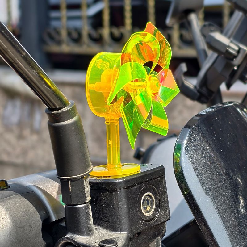 Vehículo eléctrico motocicleta energía eólica colorido pequeño molino de viento generación de energía eólica LED brillante decoración de automóviles decoración de automóviles