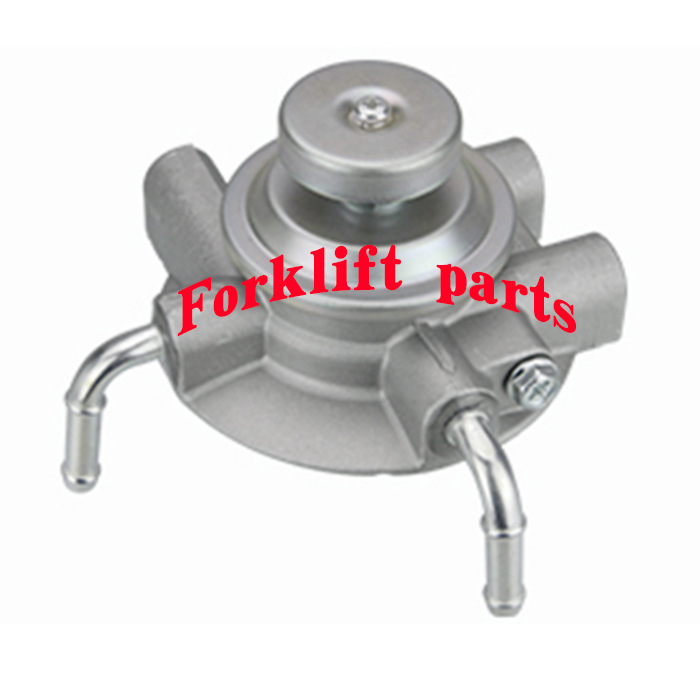 TCM叉车配件C240/6BG1发动机柴油手油泵油水分离座Z-8-94367-293