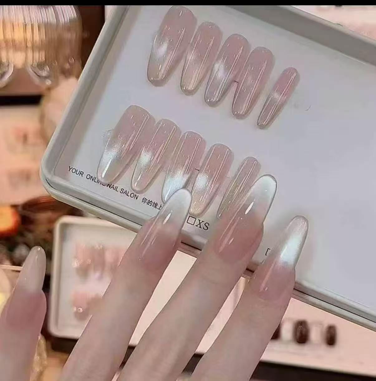 Color desnudo para usar parches de uñas