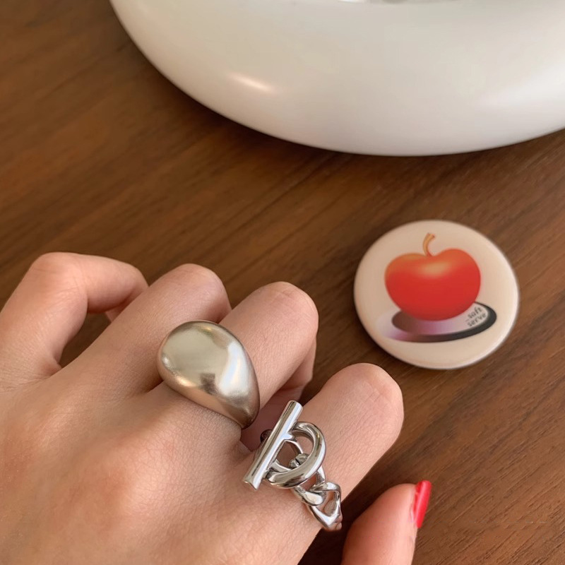 Retro europeo y americano giro tejido otbuckle anillo femenino ins moda viento frío disco salto en línea celebridad 925 plata esterlina anillo de dedo índice