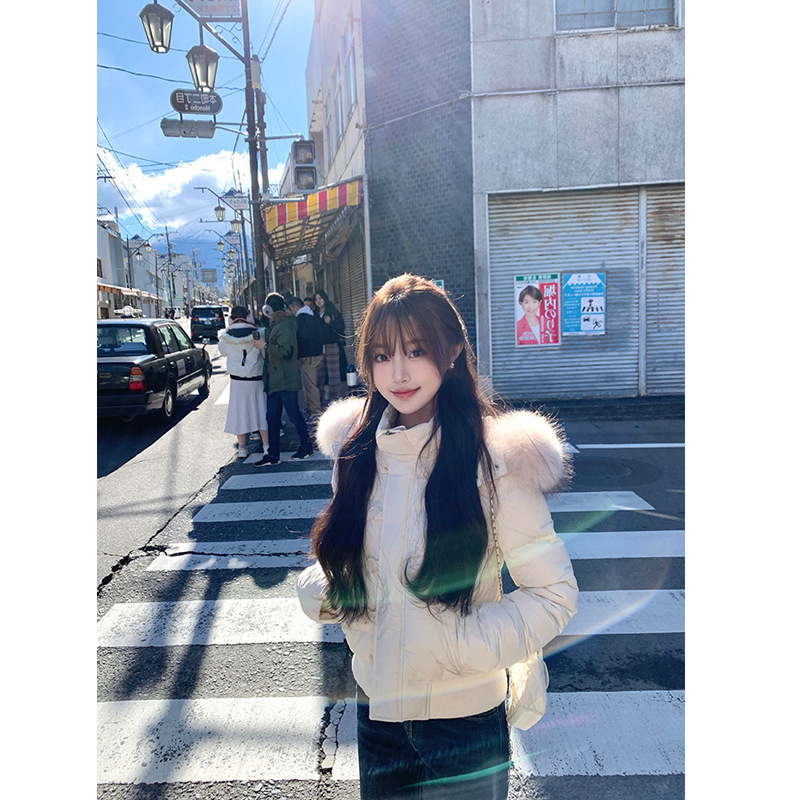 오프화이트 다운 재킷