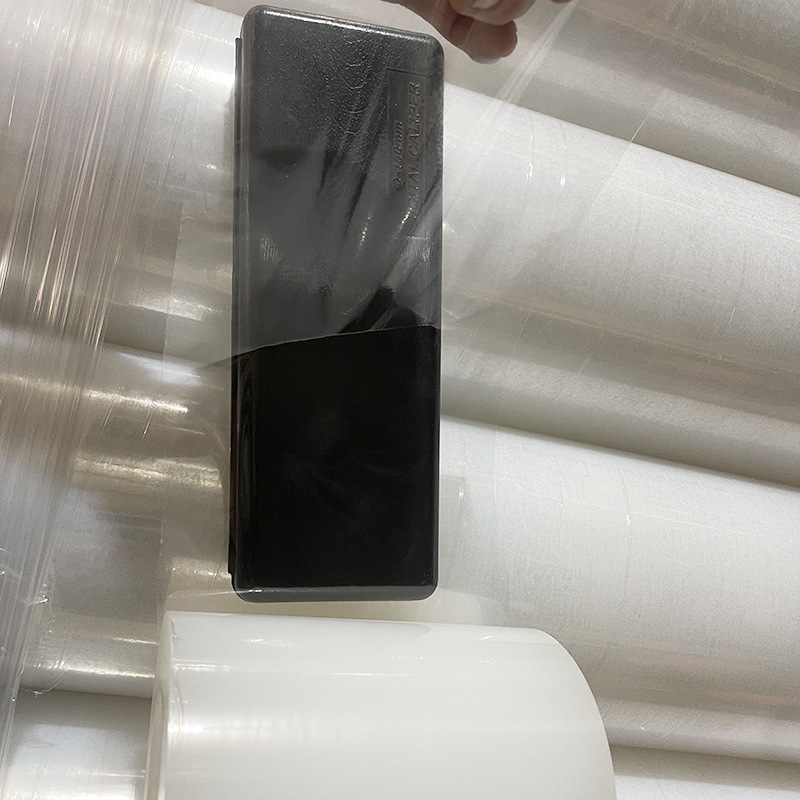 FUENTE Fábrica al por mayor PE alta película protectora adhesiva baja película protectora adhesiva a prueba de arañazos a prueba de polvo autoadhesiva película electrostática