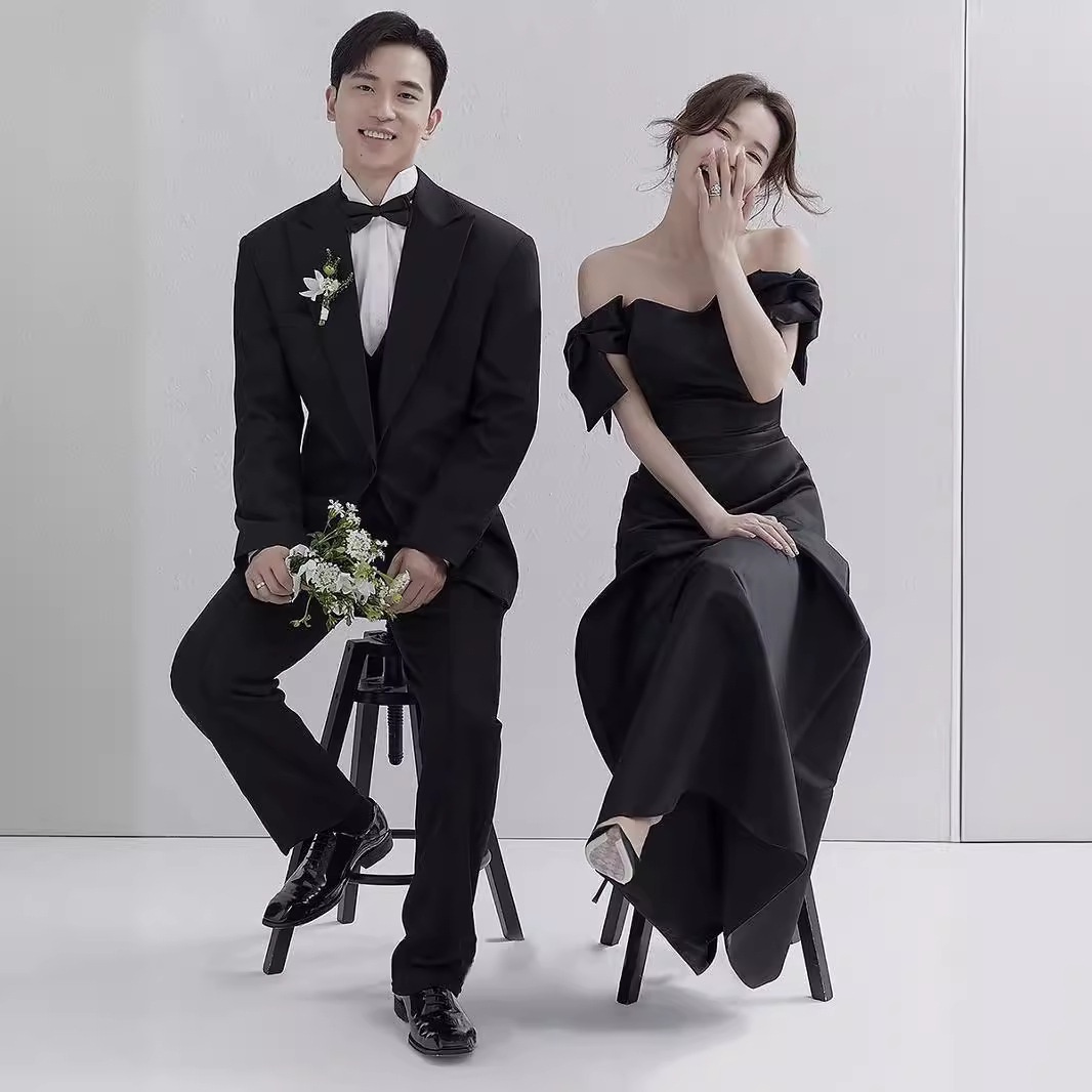 French Light Wedding Black Satin Hepburn Style Studio Theme Couple Photo Bowknot Marriage Registration Small Dress_ecoleips.com