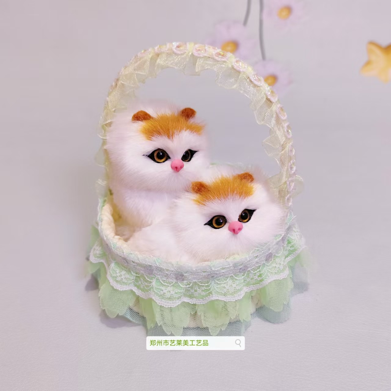 녹색 스팽글 레이스 바구니 엄마와 고양이가 짖을 수 있습니다