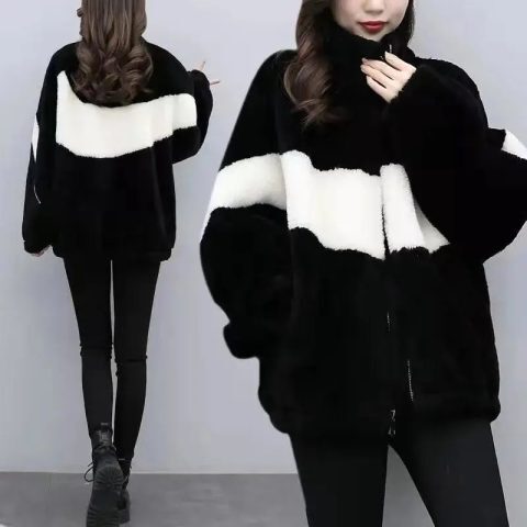 Women's Short Faux Lamb Wool Coat Winter Warm Thicken Large Size Loose Plaid Outerwear Trendy