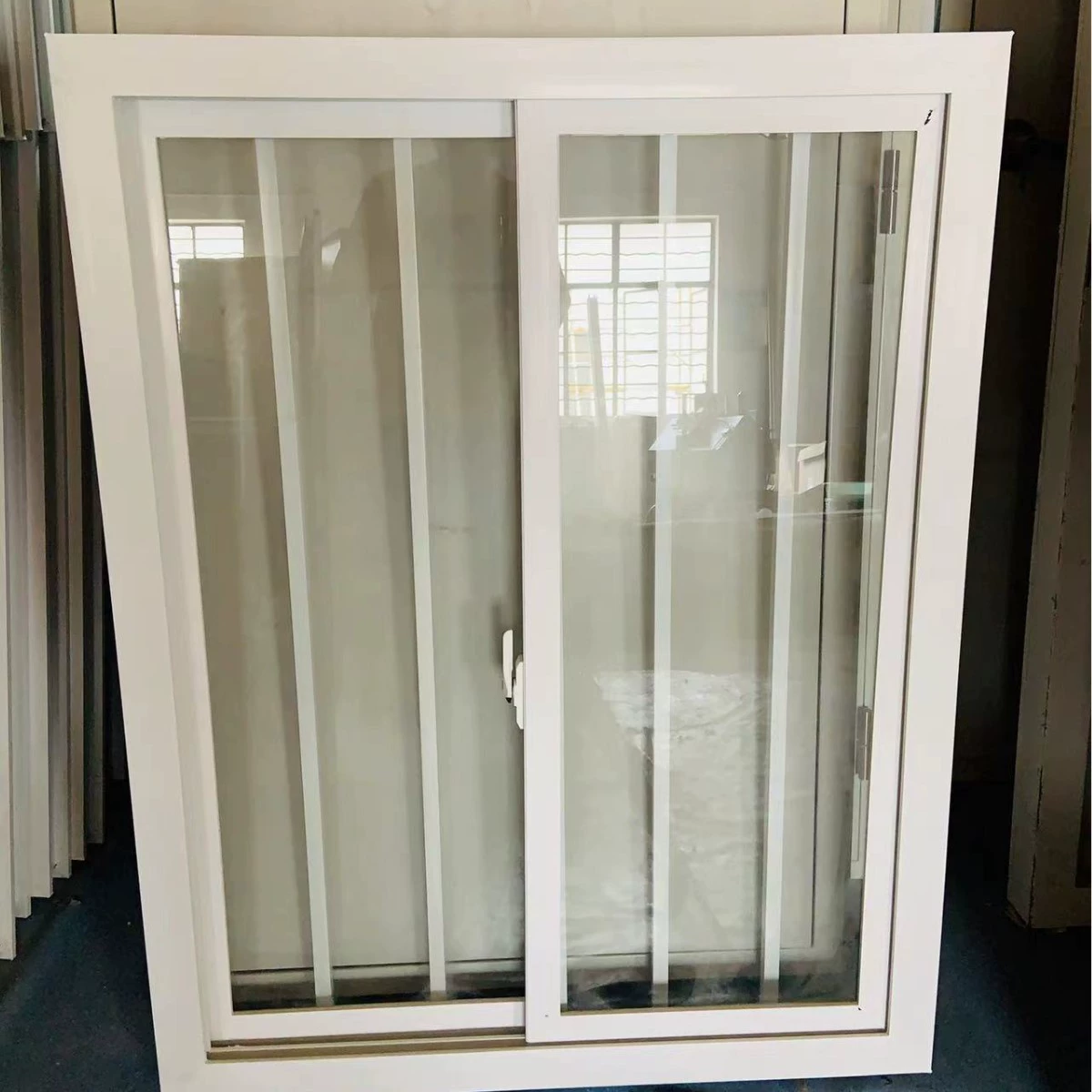 Прямые продажи завода пластиково-стеклянное раздвижное окно 1100×920 закалённое однослойное стекло