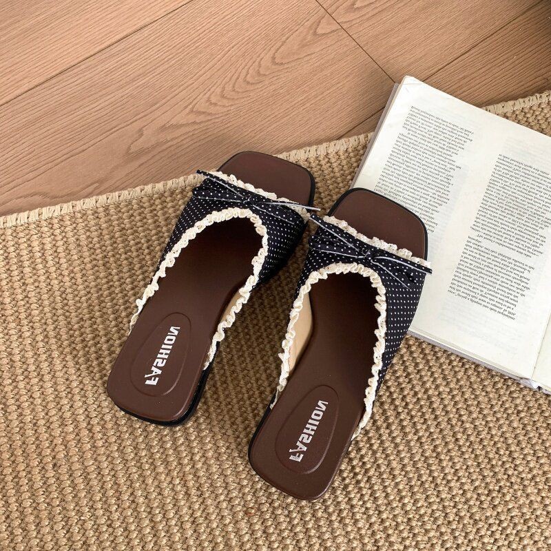 Flor francesa pequeña pendiente de arco gruesa zapatillas de tacón para mujeres 2026 nuevo con falda casual zapatillas image 2