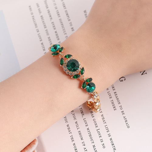 Skull men's bracelet women's love heart high-end personalized hand jewelry design coin anklet Valentine's Day gift
