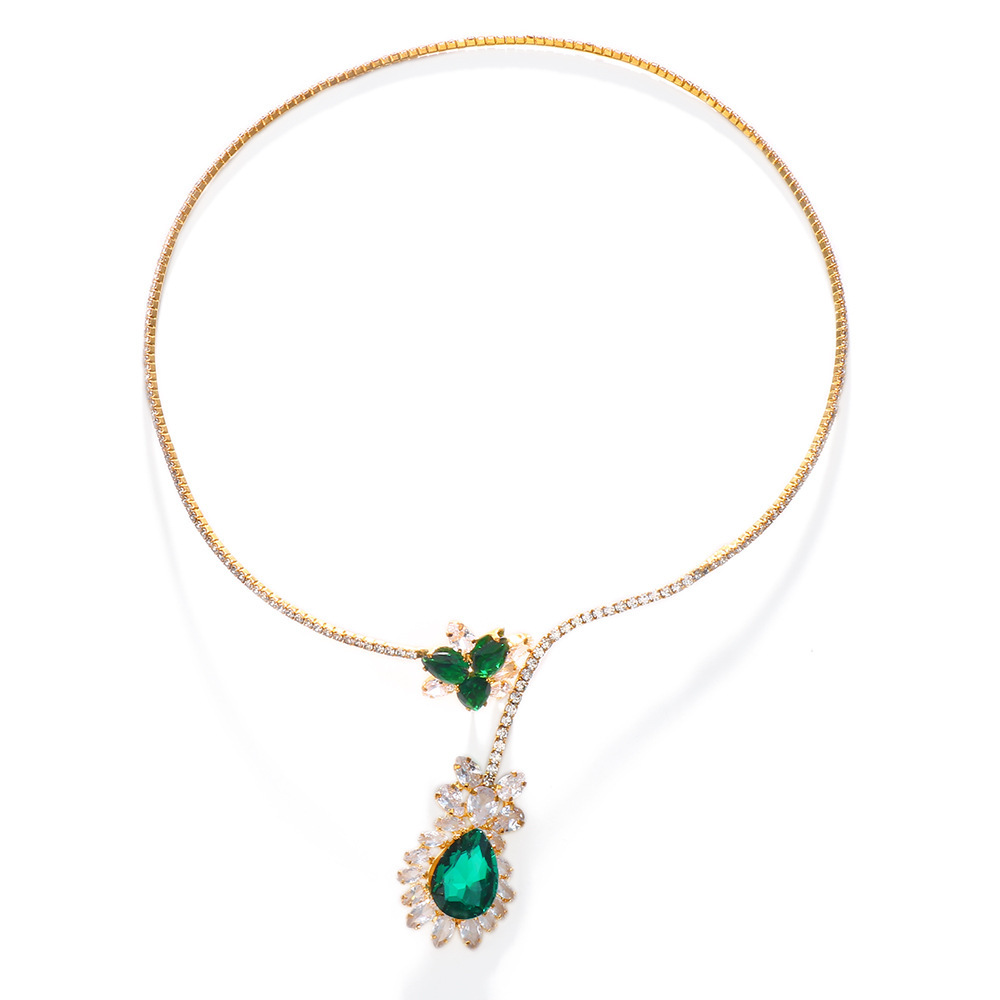 Cruz-frontera nuevo collar de diamantes de imitación europea y americana de lujo ligero circón gota de agua collar de diamantes completo accesorios de banquete gargantilla femenina